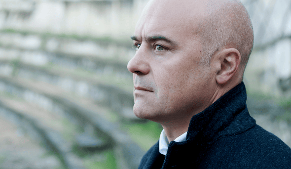 Foto dell'attore Luca Zingaretti